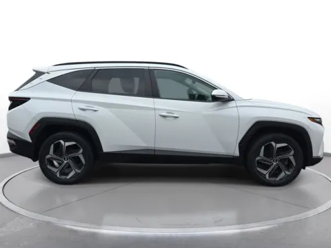 More photos of 2023 Hyundai Tucson SEL at Zeigler Chrysler Dodge Jeep Ram of Grandville, MI