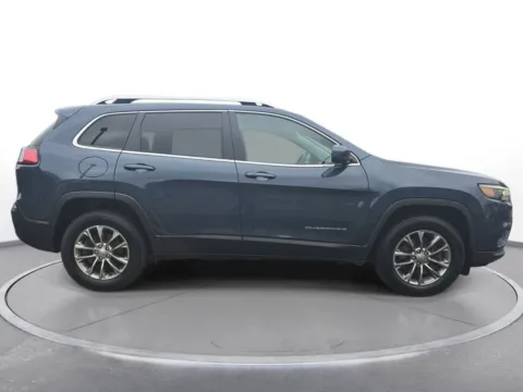 More photos of 2019 Jeep Cherokee Latitude Plus at Zeigler Chrysler Dodge Jeep Ram of Grandville, MI