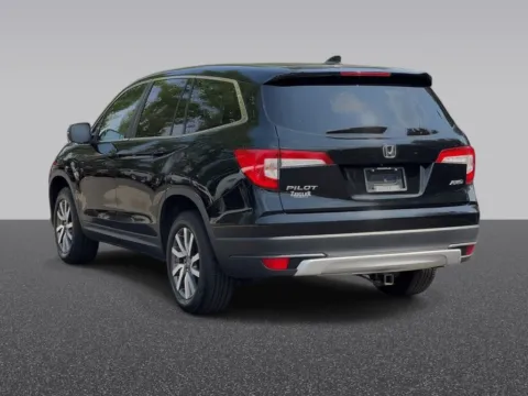 More photos of 2020 Honda Pilot EX-L at Zeigler Chrysler Dodge Jeep Ram of Grandville, MI