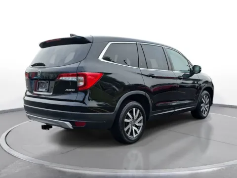 More photos of 2020 Honda Pilot EX-L at Zeigler Chrysler Dodge Jeep Ram of Grandville, MI