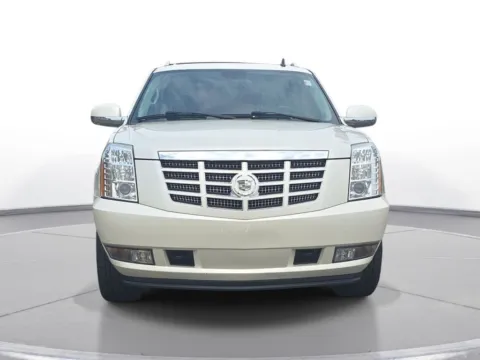 Photos of 2008 Cadillac Escalade EXT for sale in Grandville, MI at Zeigler Chrysler Dodge Jeep Ram of Grandville