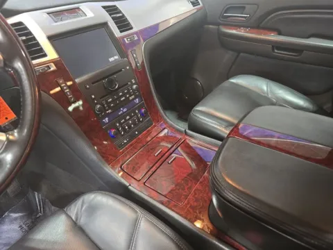More photos of 2008 Cadillac Escalade EXT at Zeigler Chrysler Dodge Jeep Ram of Grandville, MI