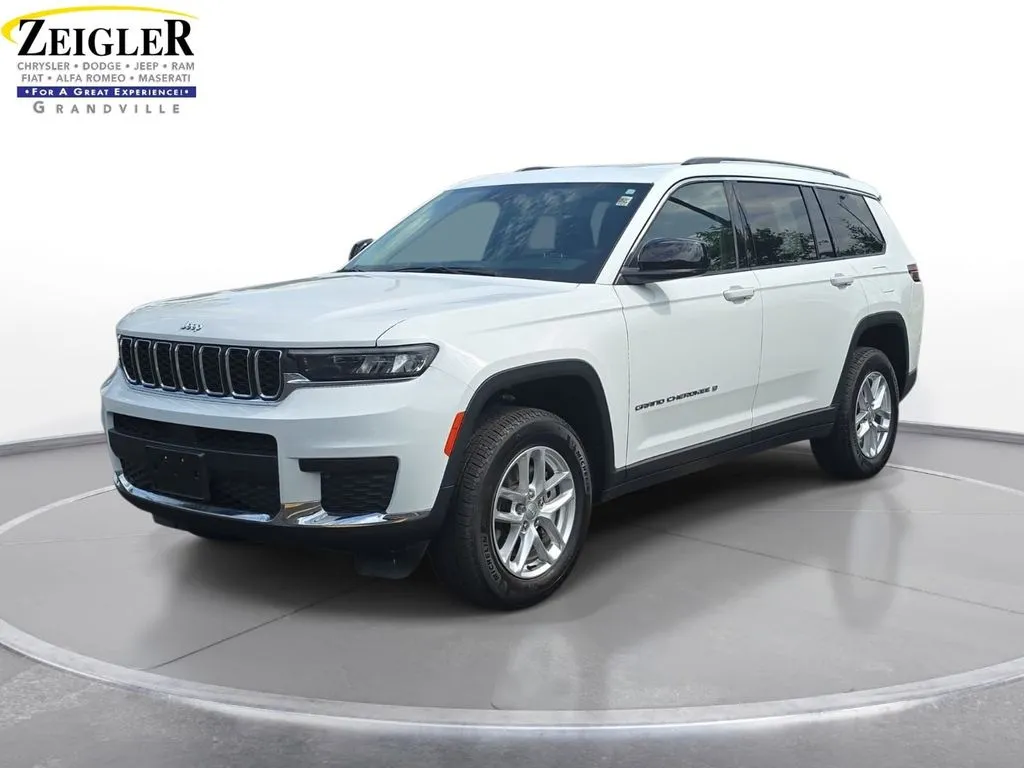 White 2023 Jeep Grand Cherokee L Laredo for sale in Grandville, MI