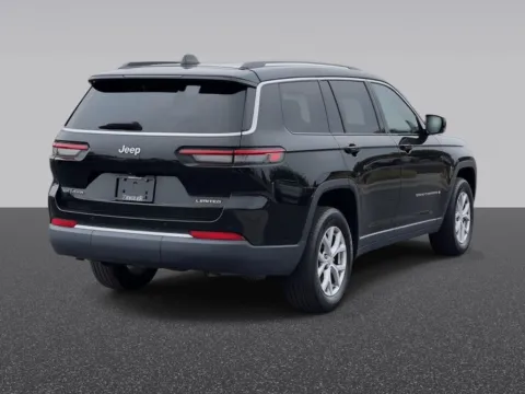 More photos of 2022 Jeep Grand Cherokee L Limited at Zeigler Chrysler Dodge Jeep Ram of Grandville, MI