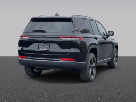 More photos of 2023 Jeep Grand Cherokee Altitude X at Zeigler Chrysler Dodge Jeep Ram of Grandville, MI
