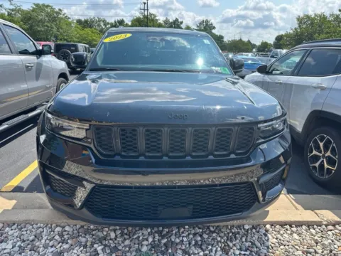 Photos of 2023 Jeep Grand Cherokee Altitude X for sale in Grandville, MI at Zeigler Chrysler Dodge Jeep Ram of Grandville