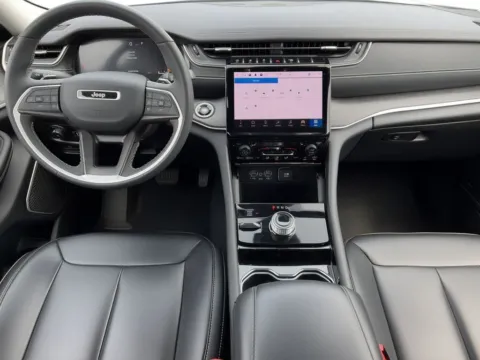 More photos of 2023 Jeep Grand Cherokee L Limited at Zeigler Chrysler Dodge Jeep Ram of Grandville, MI