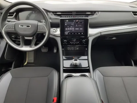 More photos of 2022 Jeep Grand Cherokee Altitude at Zeigler Chrysler Dodge Jeep Ram of Grandville, MI