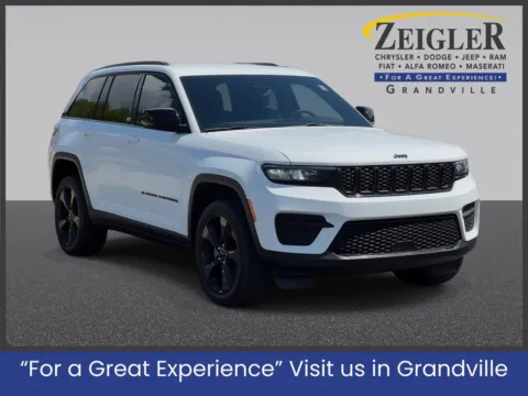 White 2022 Jeep Grand Cherokee Altitude for sale in Grandville, MI