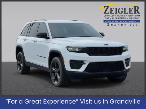 White 2022 Jeep Grand Cherokee Altitude for sale in Grandville, MI