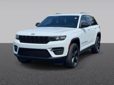 Photos of 2022 Jeep Grand Cherokee Altitude for sale in Grandville, MI at Zeigler Chrysler Dodge Jeep Ram of Grandville