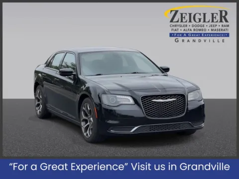 Black 2018 Chrysler 300 Touring for sale in Grandville, MI