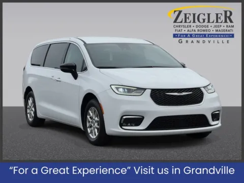 White 2024 Chrysler Pacifica Touring L for sale in Grandville, MI