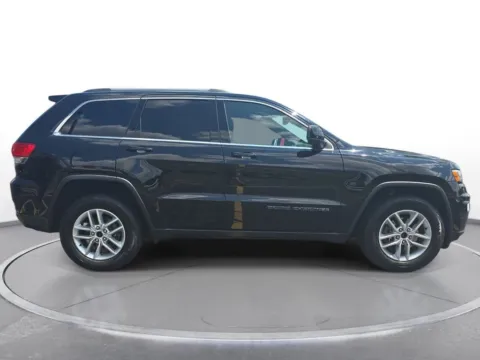 More photos of 2017 Jeep Grand Cherokee Laredo at Zeigler Chrysler Dodge Jeep Ram of Grandville, MI