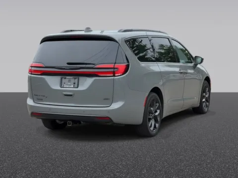 Another view of 2021 Chrysler Pacifica Touring L for sale in Grandville, MI at Zeigler Chrysler Dodge Jeep Ram of Grandville