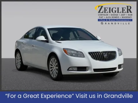 White 2013 Buick Regal Premium I for sale in Grandville, MI