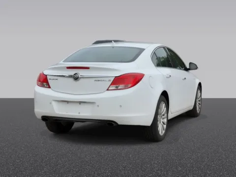 More photos of 2013 Buick Regal Premium I at Zeigler Chrysler Dodge Jeep Ram of Grandville, MI