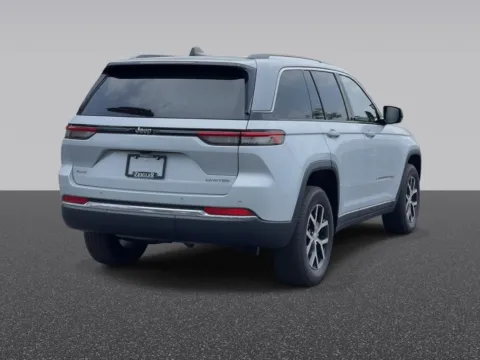 Another view of 2023 Jeep Grand Cherokee Limited for sale in Grandville, MI at Zeigler Chrysler Dodge Jeep Ram of Grandville