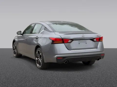More photos of 2023 Nissan Altima 2.5 SR at Zeigler Chrysler Dodge Jeep Ram of Grandville, MI