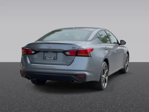 More photos of 2023 Nissan Altima 2.5 SR at Zeigler Chrysler Dodge Jeep Ram of Grandville, MI