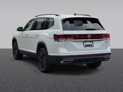Another view of 2026 Volkswagen Atlas 2.0T SE w/Technology for sale in Grandville, MI at Zeigler Chrysler Dodge Jeep Ram of Grandville