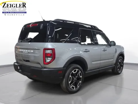 More photos of 2022 Ford Bronco Sport Outer Banks at Zeigler Chrysler Dodge Jeep Ram of Grandville, MI