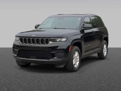 Another view of 2023 Jeep Grand Cherokee Laredo for sale in Grandville, MI at Zeigler Chrysler Dodge Jeep Ram of Grandville