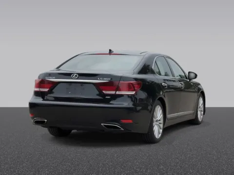 More photos of 2014 Lexus LS 460 at Zeigler Chrysler Dodge Jeep Ram of Grandville, MI