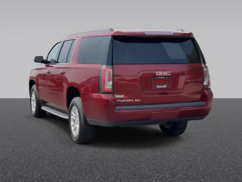 Another view of 2018 GMC Yukon XL SLT for sale in Grandville, MI at Zeigler Chrysler Dodge Jeep Ram of Grandville