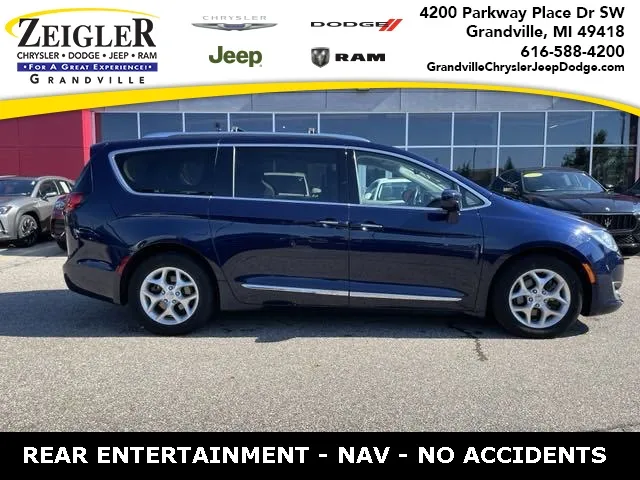 2017 Chrysler Pacifica Touring L Plus for sale in Grandville, MI
