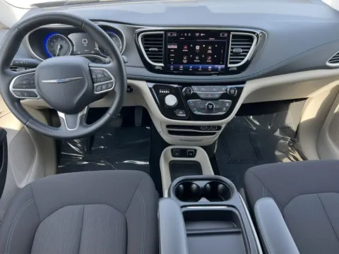 More photos of 2021 Chrysler Pacifica Touring at Zeigler Chrysler Dodge Jeep Ram of Grandville, MI