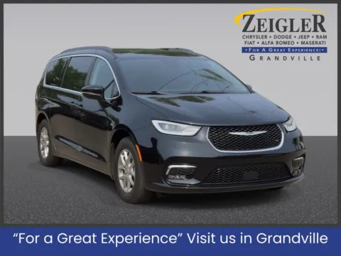 Black 2021 Chrysler Pacifica Touring for sale in Grandville, MI