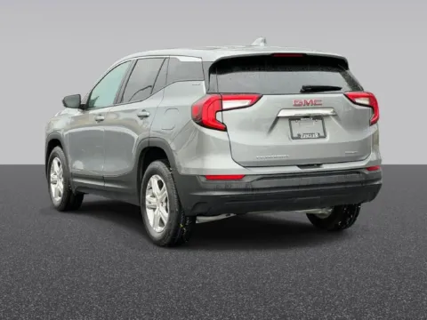 More photos of 2024 GMC Terrain SLE at Zeigler Chrysler Dodge Jeep Ram of Grandville, MI