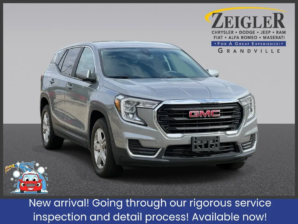 Gray 2024 GMC Terrain SLE for sale in Grandville, MI