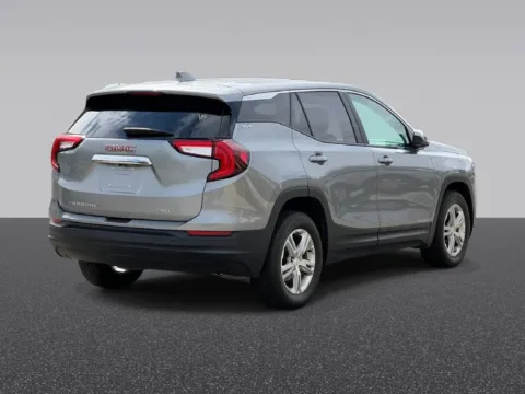 More photos of 2024 GMC Terrain SLE at Zeigler Chrysler Dodge Jeep Ram of Grandville, MI
