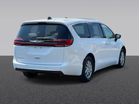 Another view of 2025 Chrysler Pacifica Select for sale in Grandville, MI at Zeigler Chrysler Dodge Jeep Ram of Grandville