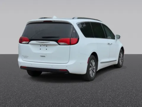 Another view of 2020 Chrysler Pacifica Touring L Plus for sale in Grandville, MI at Zeigler Chrysler Dodge Jeep Ram of Grandville