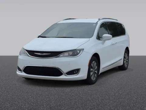 Photos of 2020 Chrysler Pacifica Touring L Plus for sale in Grandville, MI at Zeigler Chrysler Dodge Jeep Ram of Grandville