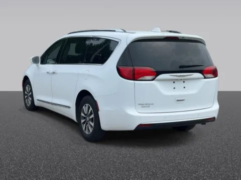 More photos of 2020 Chrysler Pacifica Touring L Plus at Zeigler Chrysler Dodge Jeep Ram of Grandville, MI
