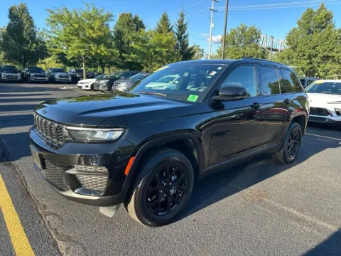More photos of 2024 Jeep Grand Cherokee Altitude X at Zeigler Chrysler Dodge Jeep Ram of Grandville, MI