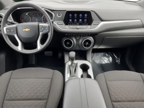 More photos of 2021 Chevrolet Blazer LT at Zeigler Chrysler Dodge Jeep Ram of Grandville, MI