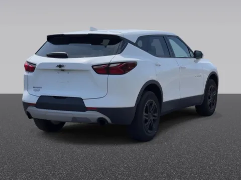 More photos of 2021 Chevrolet Blazer LT at Zeigler Chrysler Dodge Jeep Ram of Grandville, MI