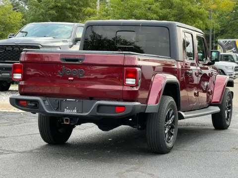 More photos of 2021 Jeep Gladiator Sport at Zeigler Chrysler Dodge Jeep Ram of Grandville, MI