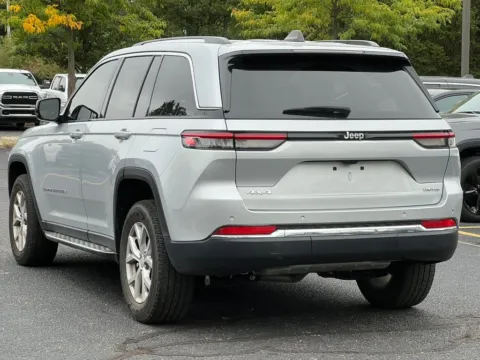 Another view of 2023 Jeep Grand Cherokee Limited for sale in Grandville, MI at Zeigler Chrysler Dodge Jeep Ram of Grandville