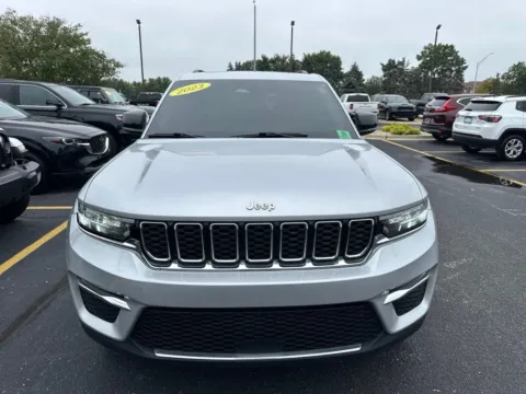 Another view of 2023 Jeep Grand Cherokee Limited for sale in Grandville, MI at Zeigler Chrysler Dodge Jeep Ram of Grandville