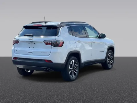 More photos of 2022 Jeep Compass Limited at Zeigler Chrysler Dodge Jeep Ram of Grandville, MI