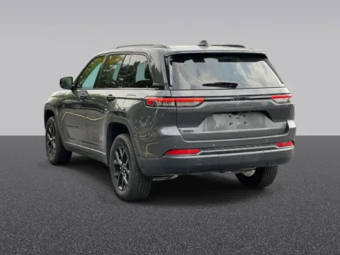 More photos of 2024 Jeep Grand Cherokee Altitude X at Zeigler Chrysler Dodge Jeep Ram of Grandville, MI