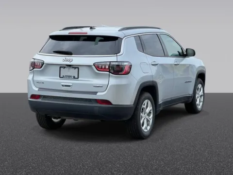 More photos of 2024 Jeep Compass Latitude at Zeigler Chrysler Dodge Jeep Ram of Grandville, MI