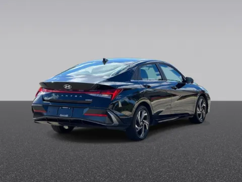 More photos of 2024 Hyundai Elantra Limited at Zeigler Chrysler Dodge Jeep Ram of Grandville, MI