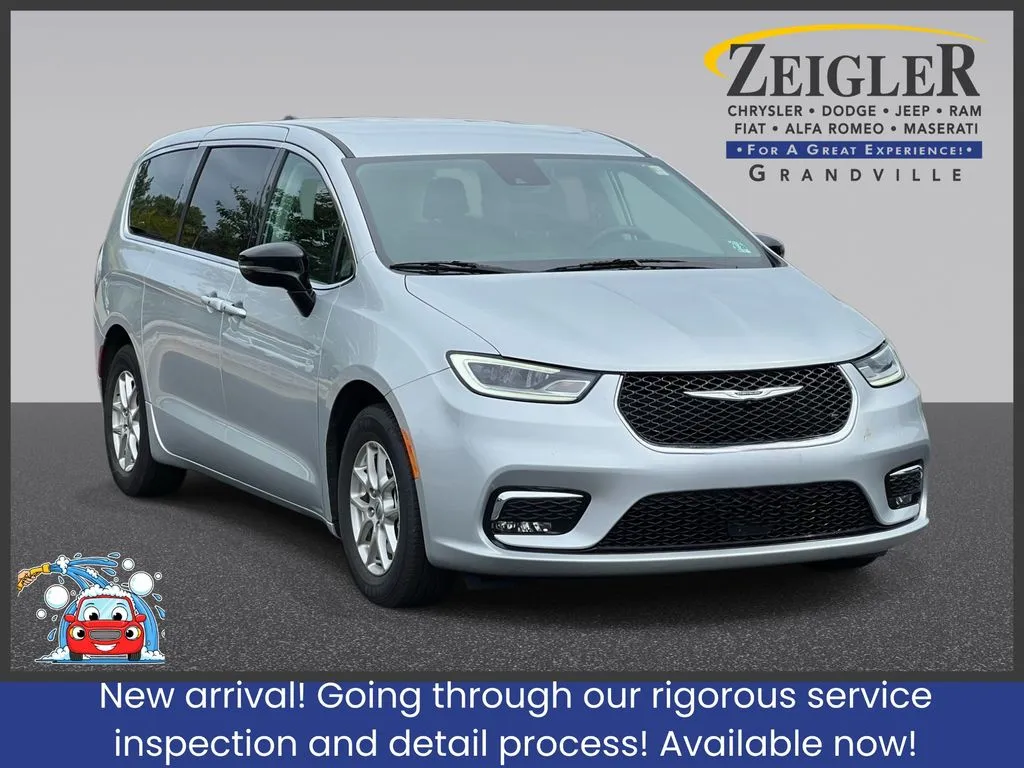 Silver 2024 Chrysler Pacifica Touring L for sale in Grandville, MI